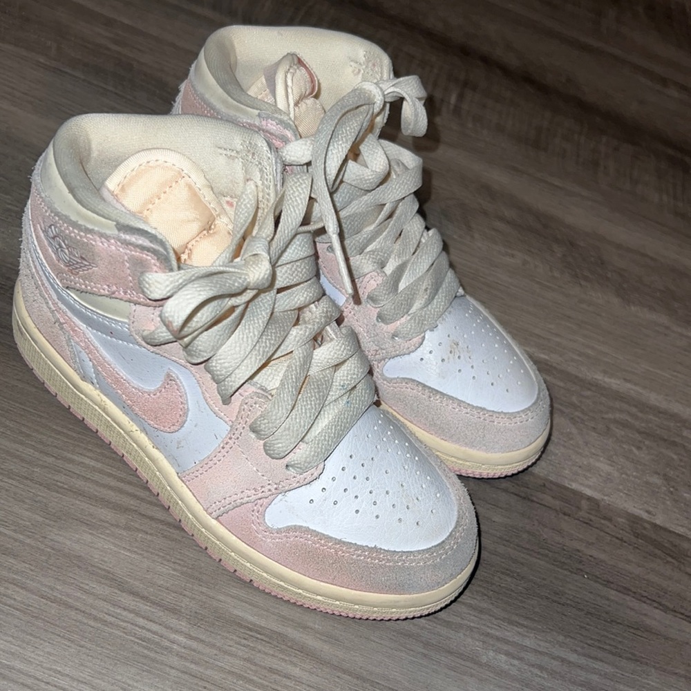 Little Girls Jordan Retro 1 High Top